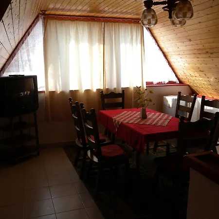 In Felsopahok/balaton 19019 Διαμέρισμα